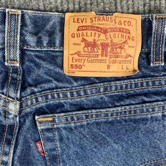 VTG Levis 550 Jeans Womens 10 Blue Denim Mis L Relaxed Fit Tapered Leg Mom 28x30 - Picture 12 of 12